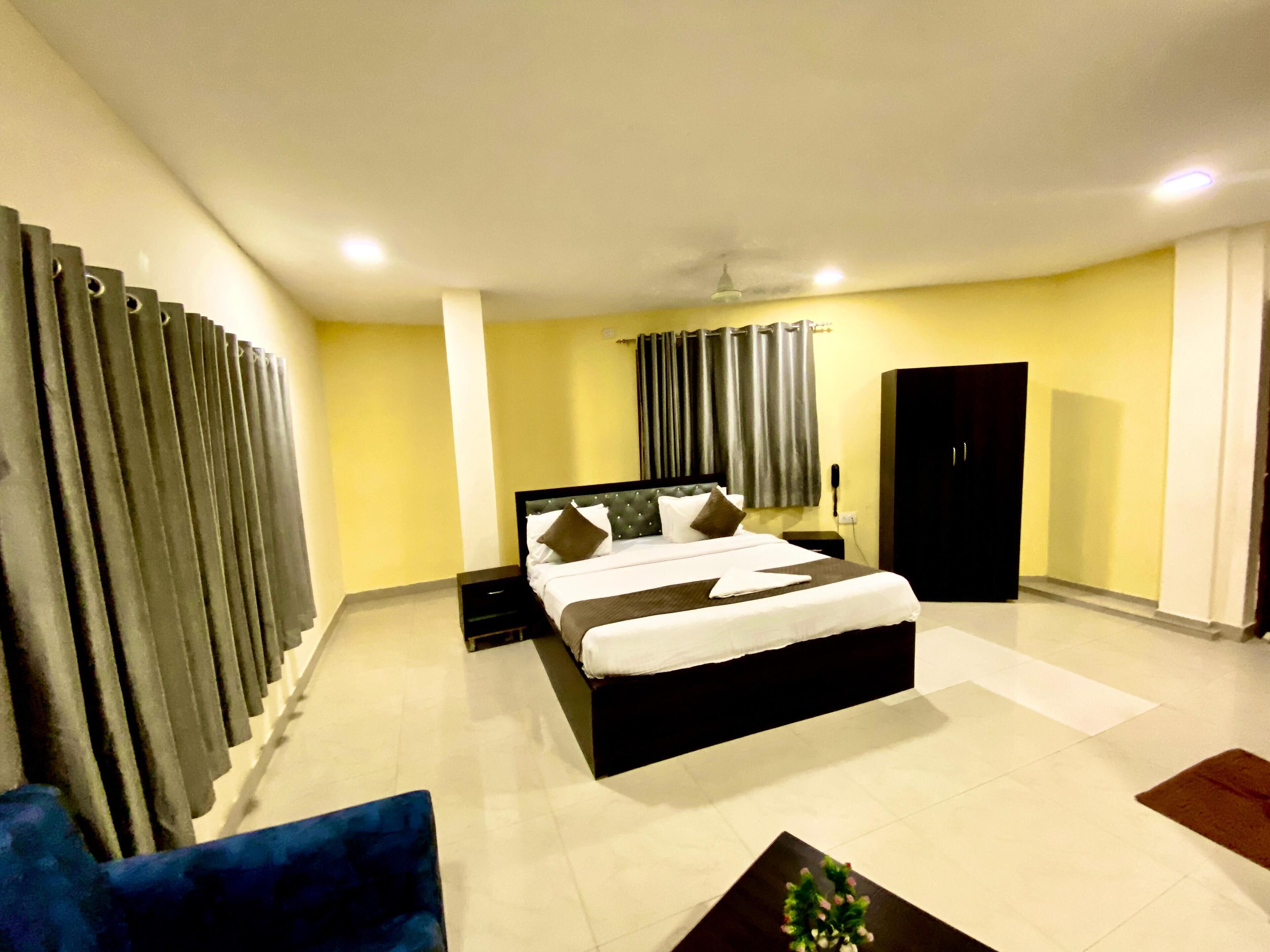 Hotel Sky Park - Airport Zone