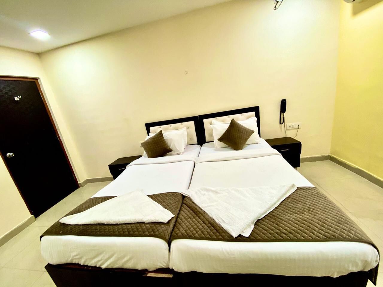 Hotel Sky Park - Airport Zone