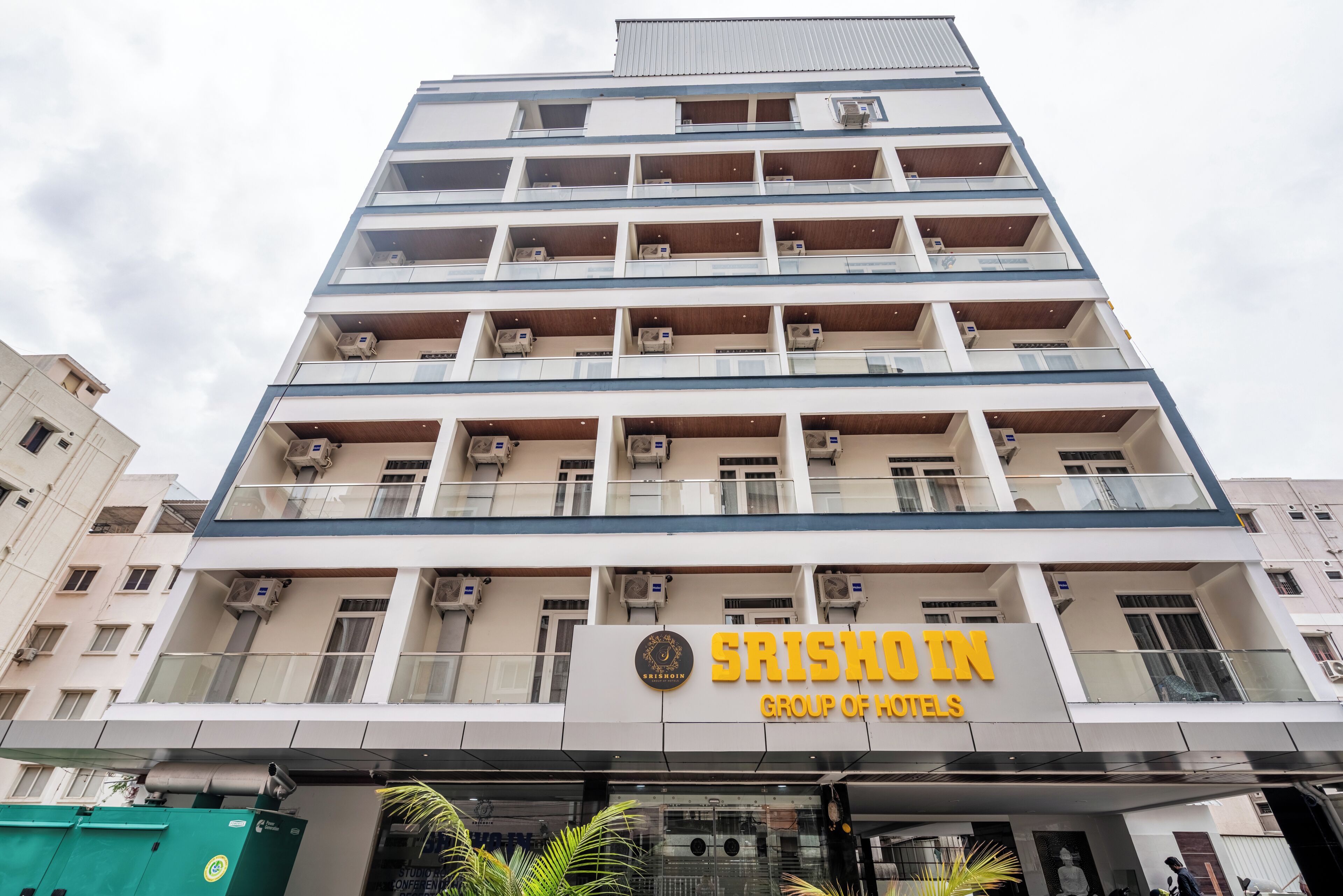 Hotel Srishoin
