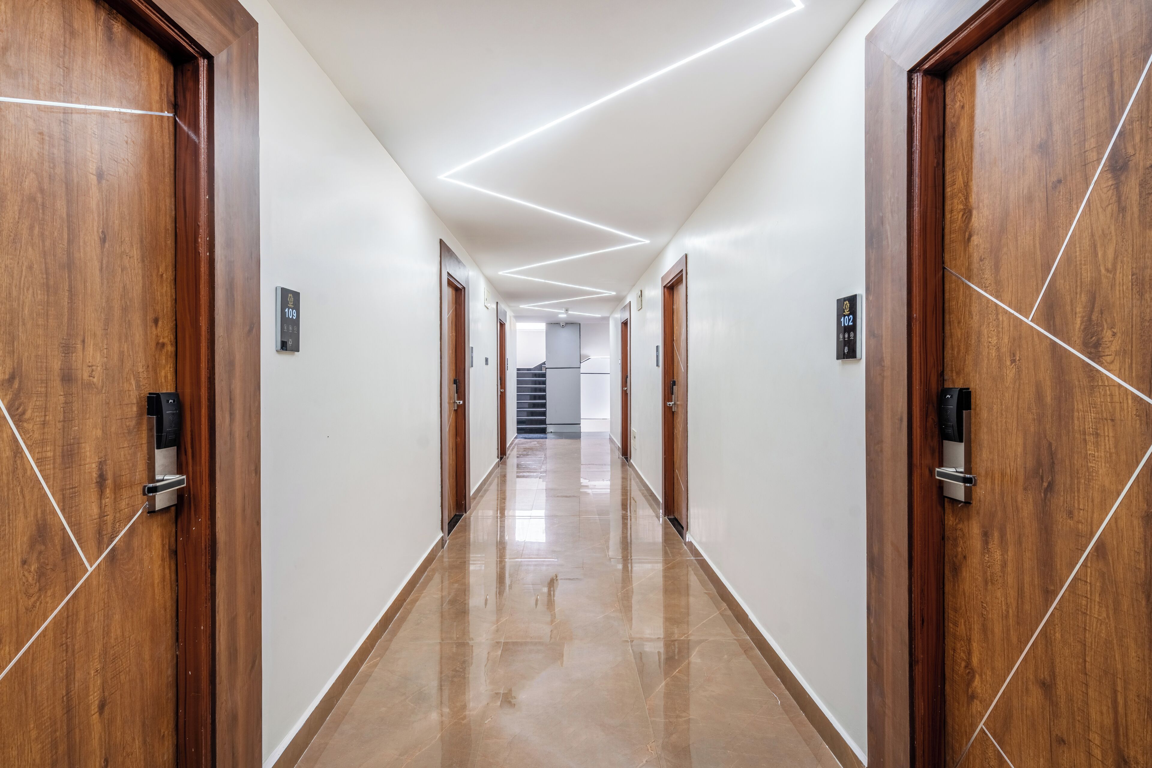 Hotel Srishoin