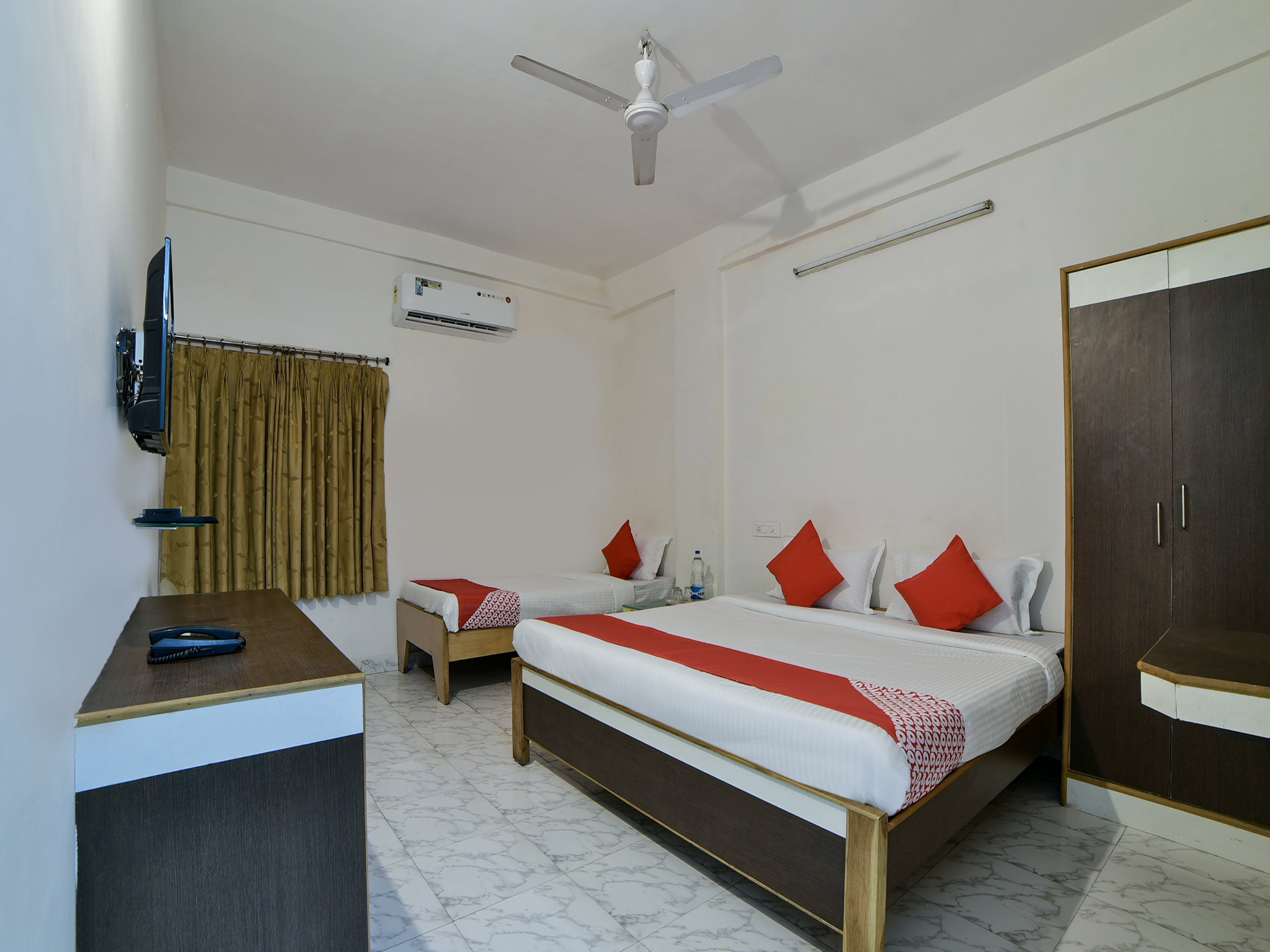 Hotel Sudarshan By OYO Rooms