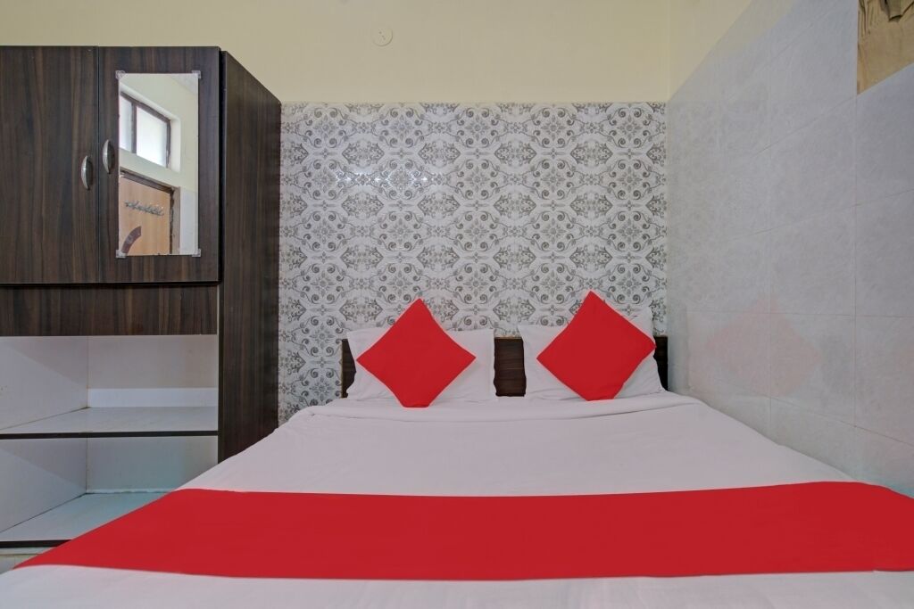 Hotel Sweekar Suites