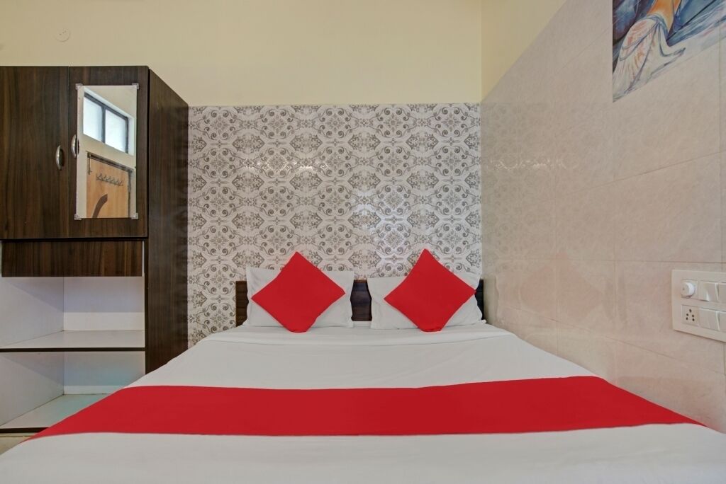 Hotel Sweekar Suites