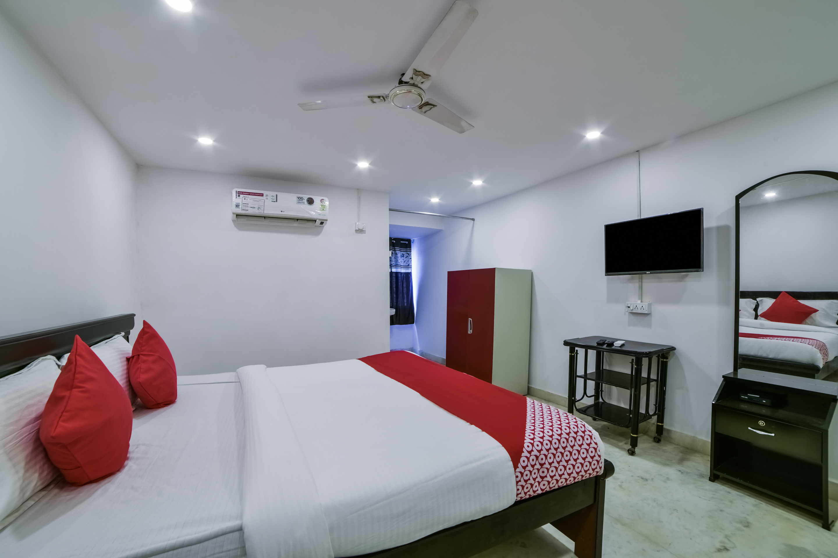 Hotel Three Castles Deluxe By OYO Rooms