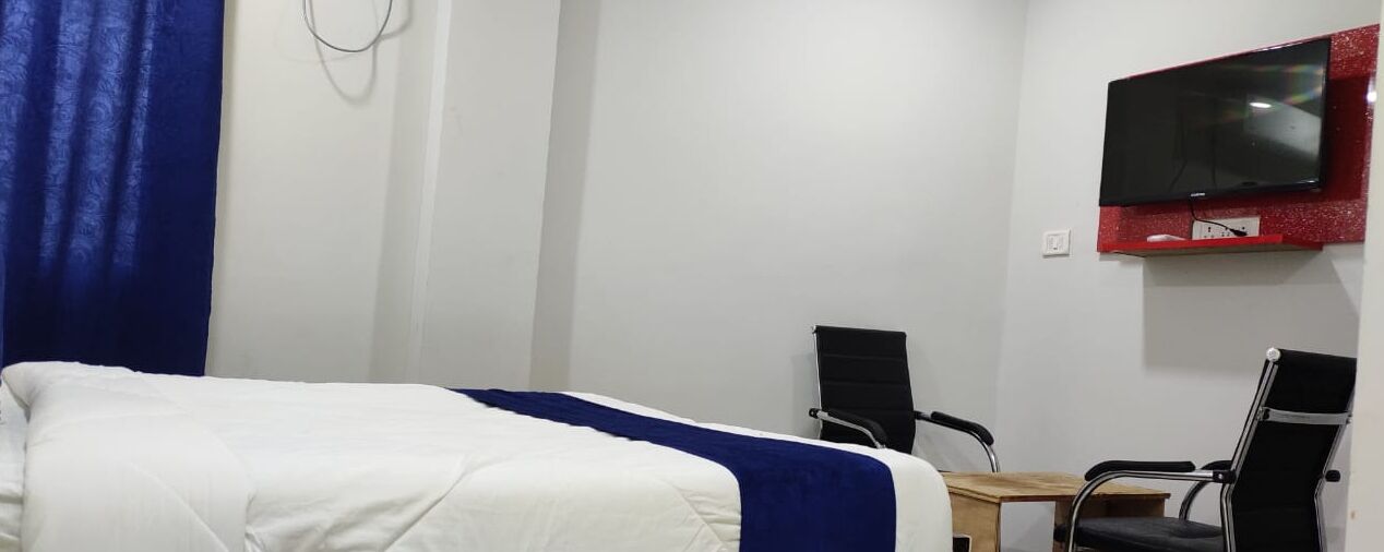 Iroomz Hotel Galaxy Grand