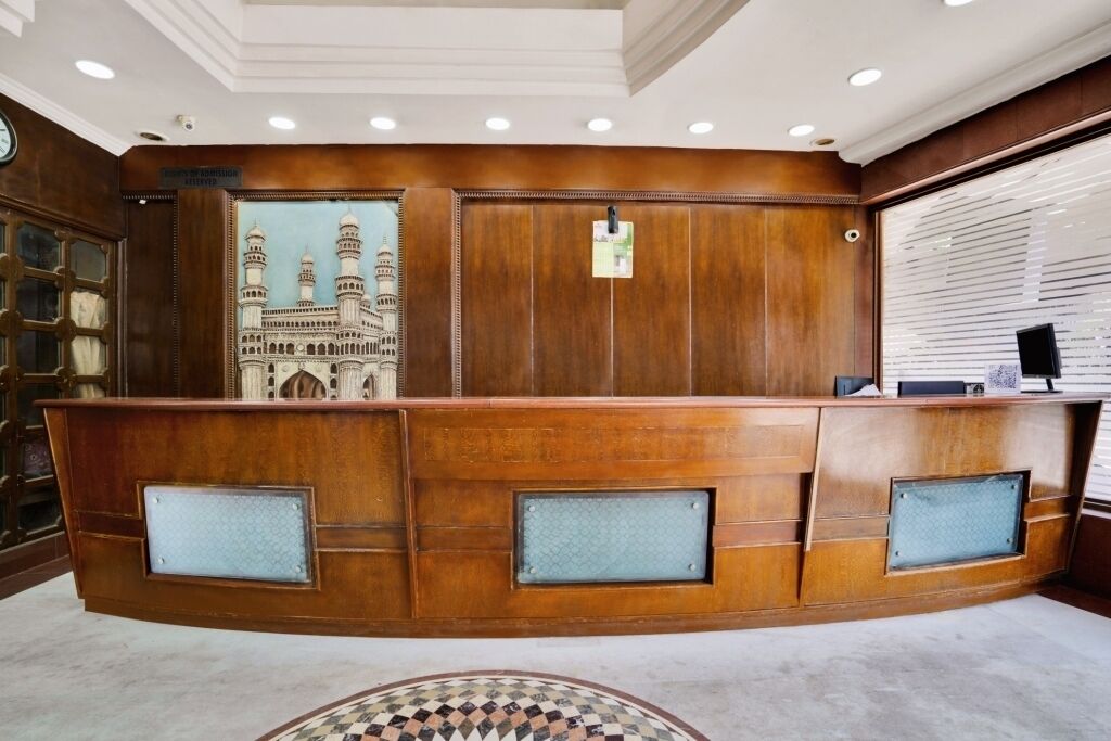 IROOMZ Hotel Hyderabad Towers