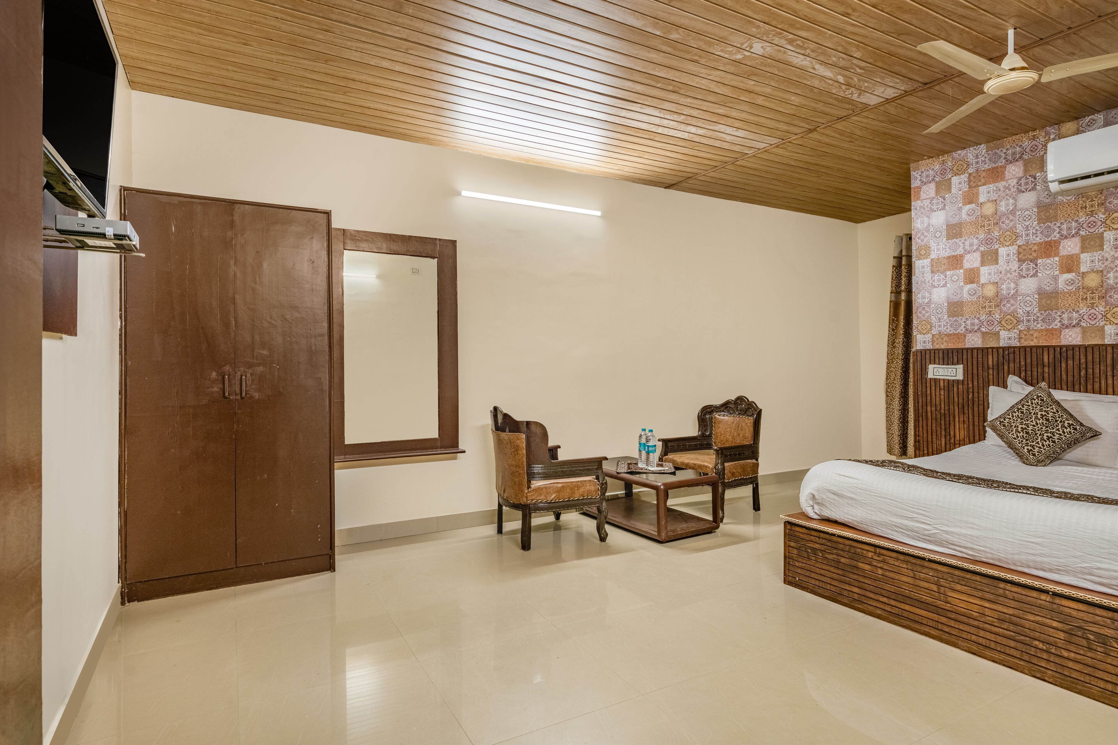 IROOMZ Hotel Royal Hill Park