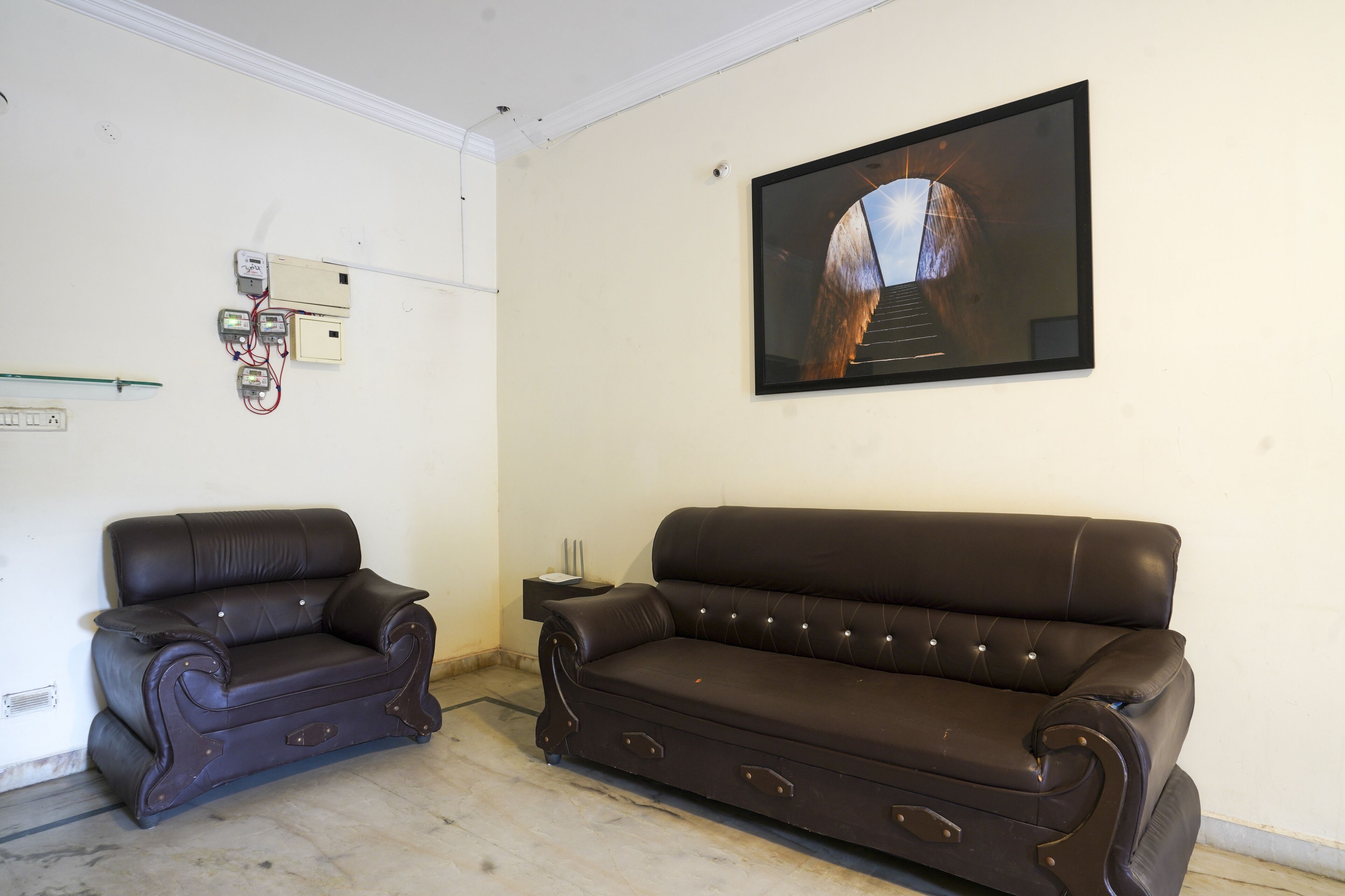 iROOMZ Kalyan Residency