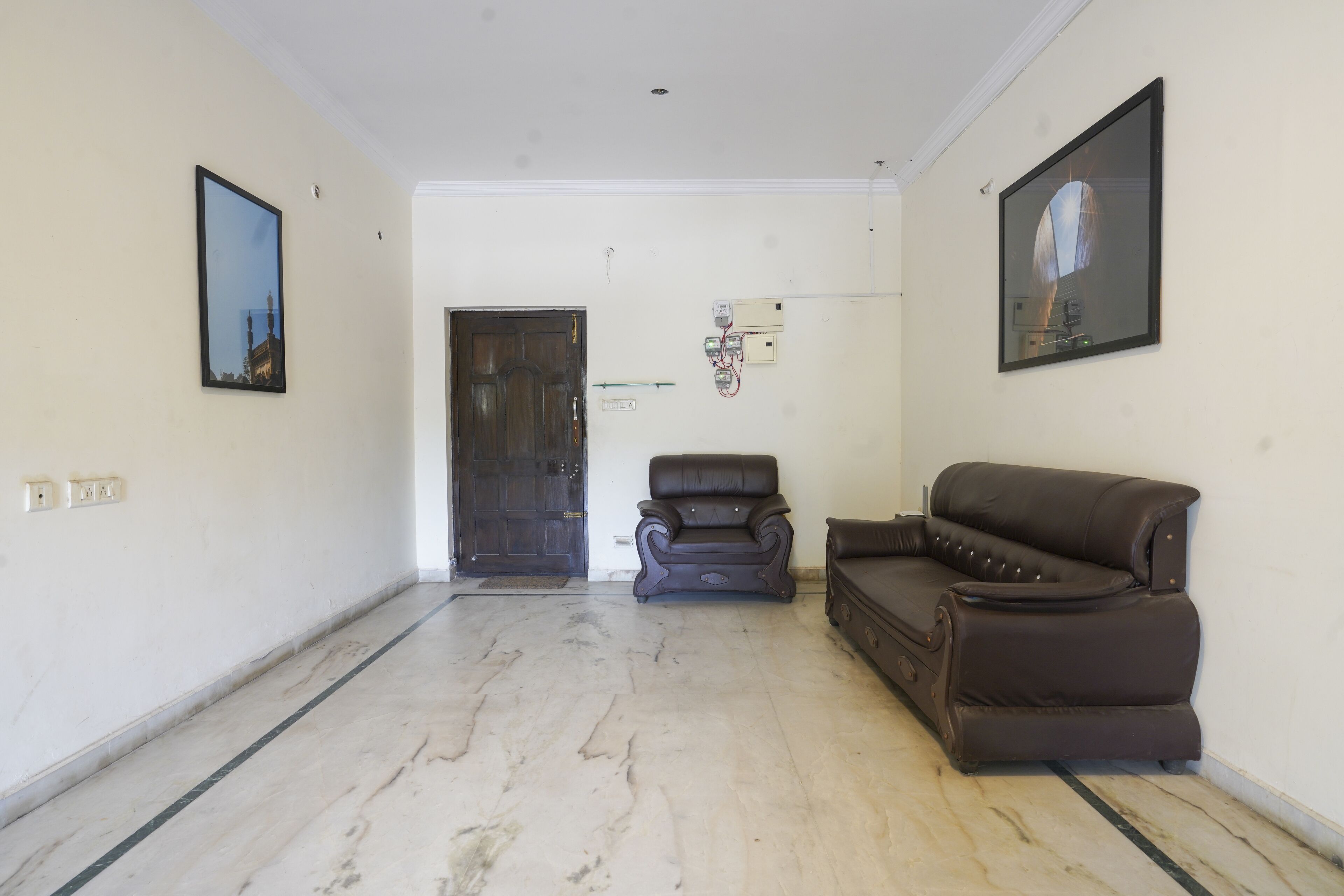 iROOMZ Kalyan Residency