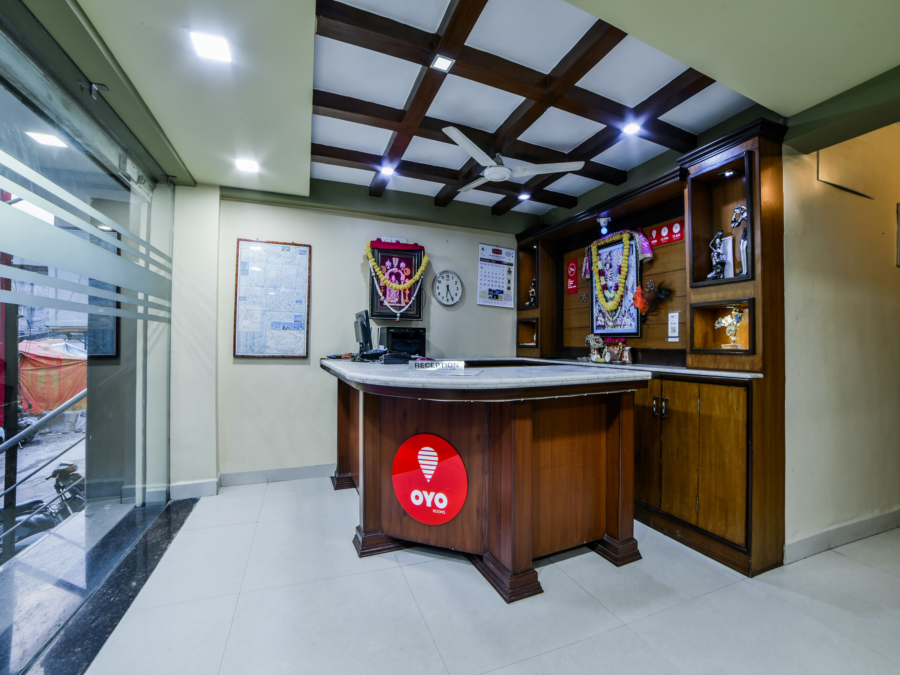 Kanha Grand By OYO Rooms