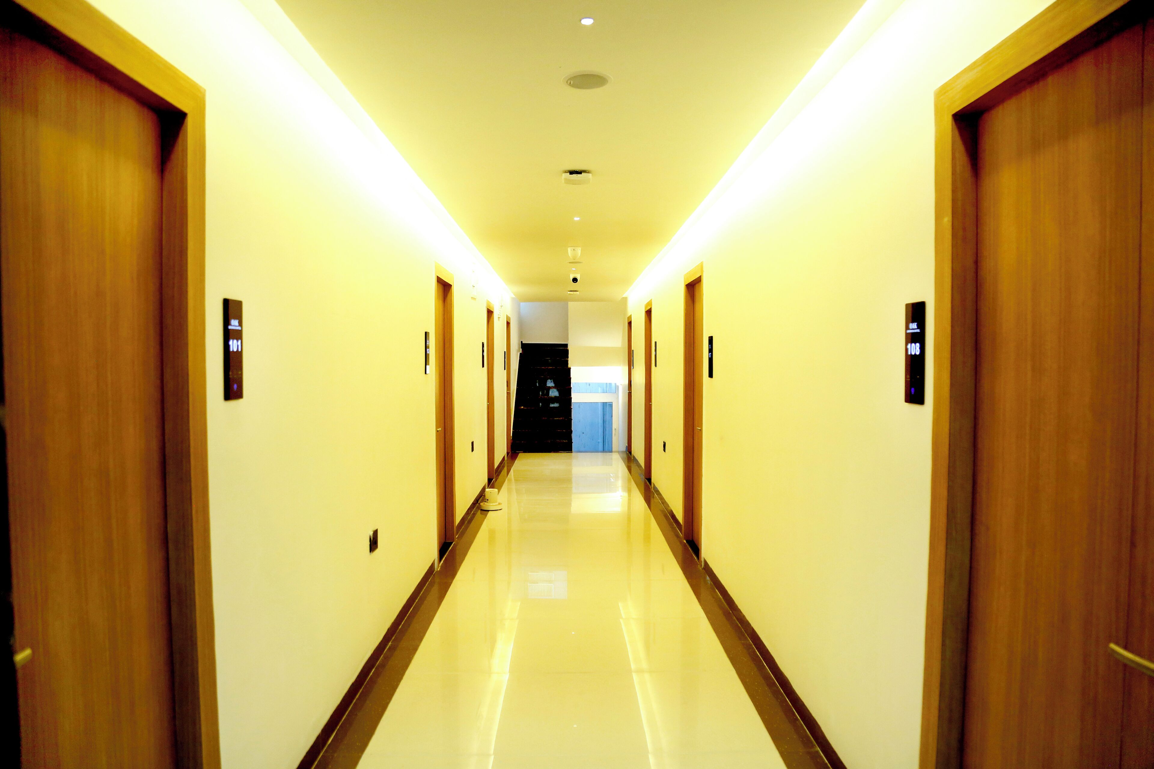 Oak Business Hotel