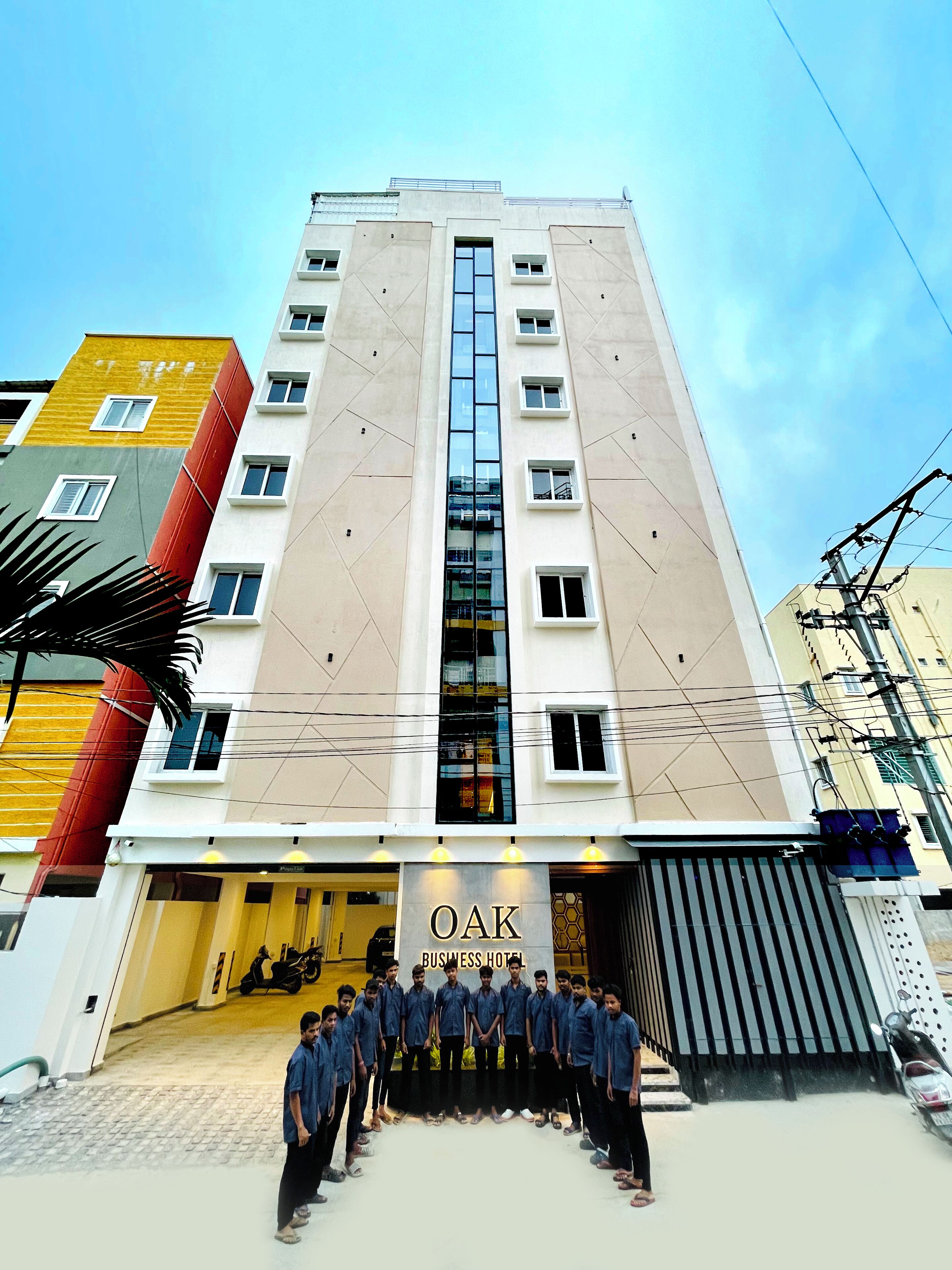 Oak Business Hotel