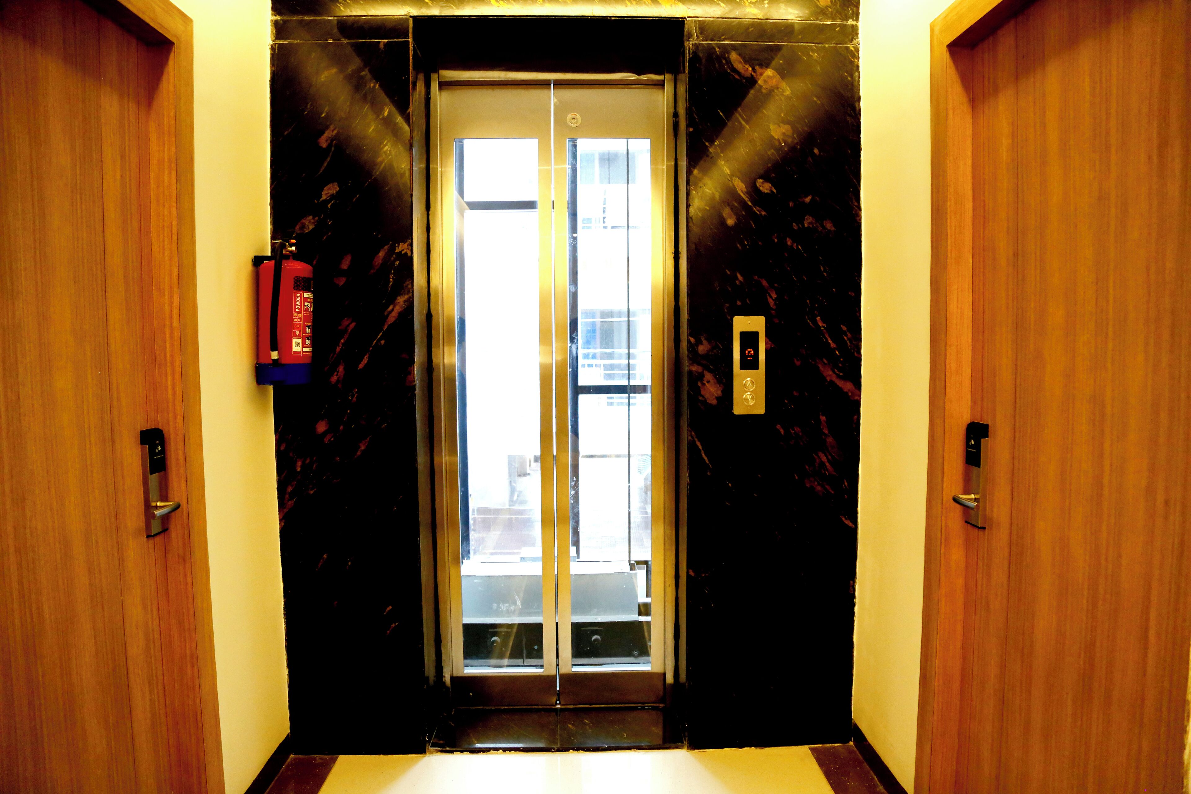 Oak Business Hotel