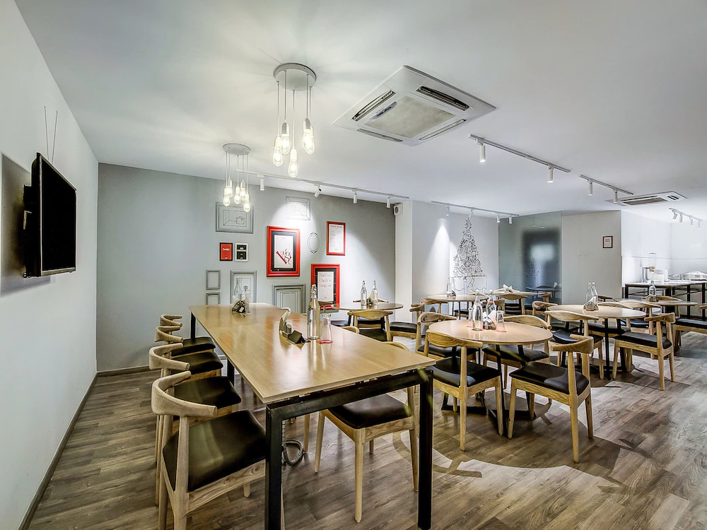 OYO Townhouse 034 Hitech City Road