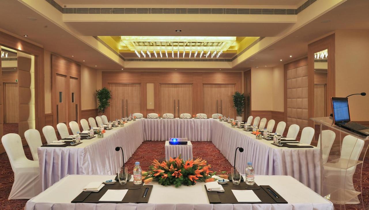 Radisson Hyderabad - HITEC