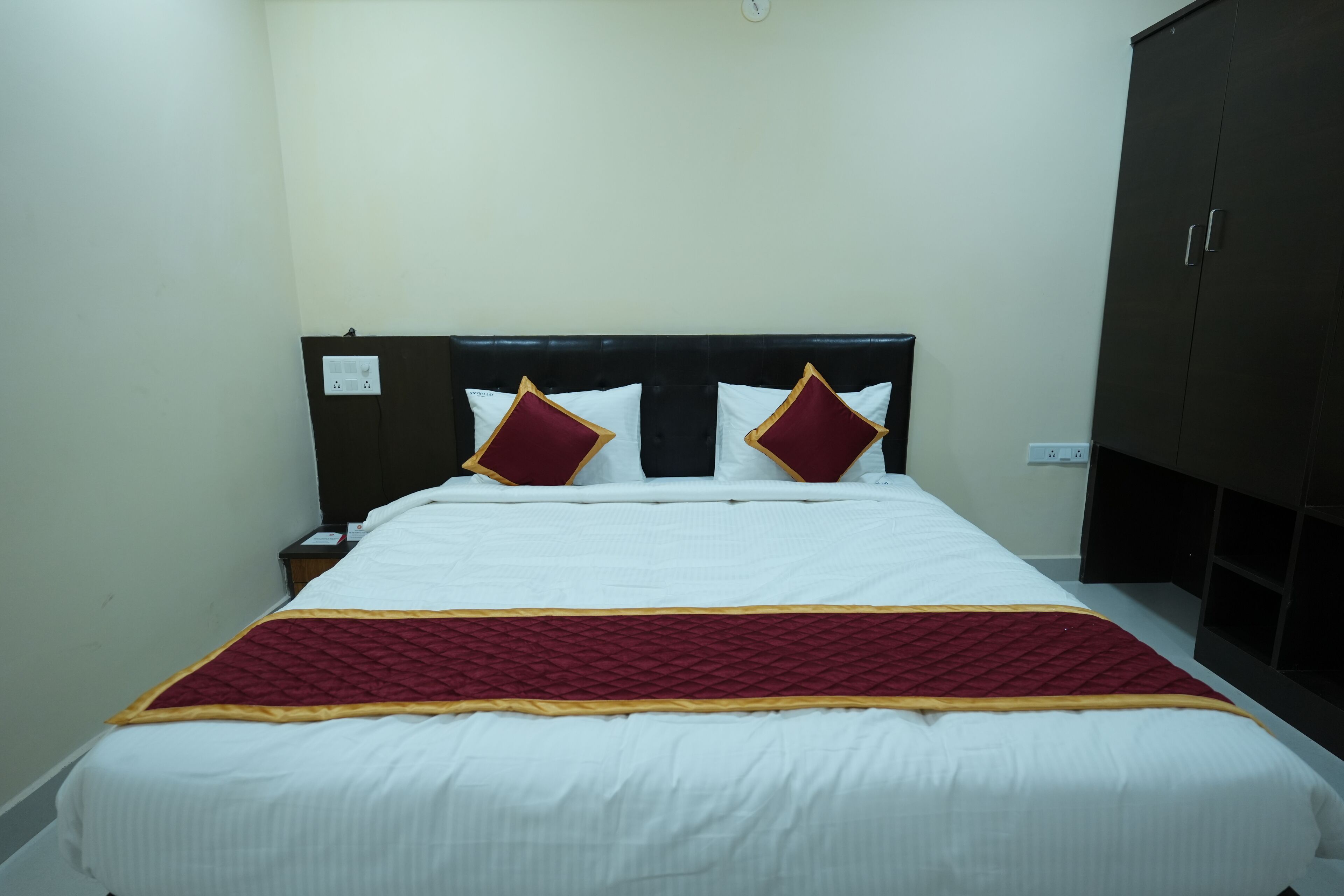 Lemonridge Hotels Kukatpally