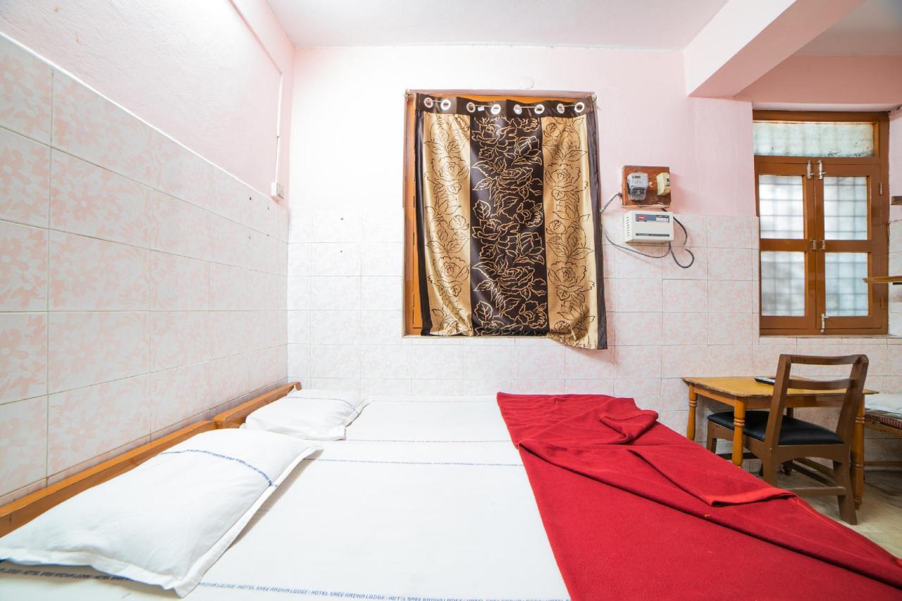 Sree Radha Lodge by OYO Rooms