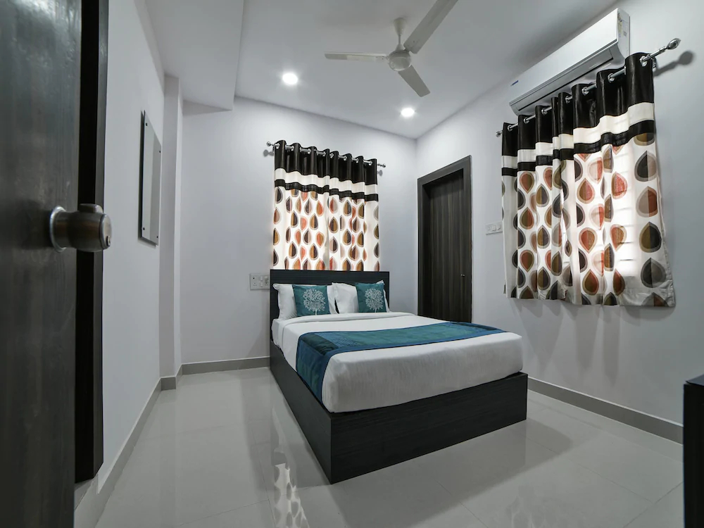 Sri Rama Inn By OYO Rooms