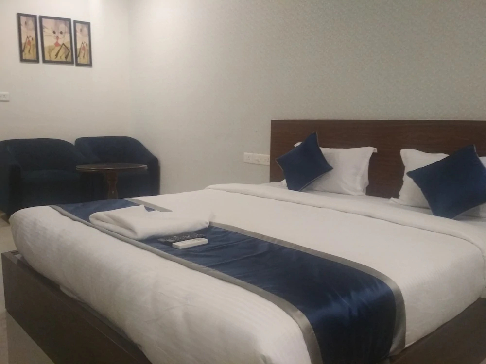 SSR Royal Suites