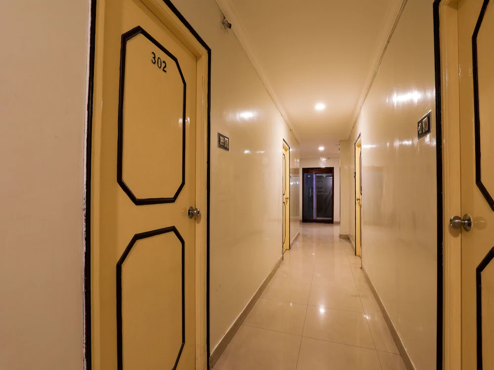 Vishnu Priya Residency By OYO Rooms