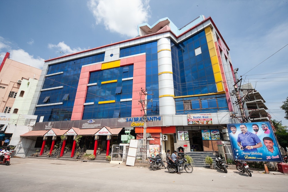 Hotel Gayathri Grand by OYO Rooms