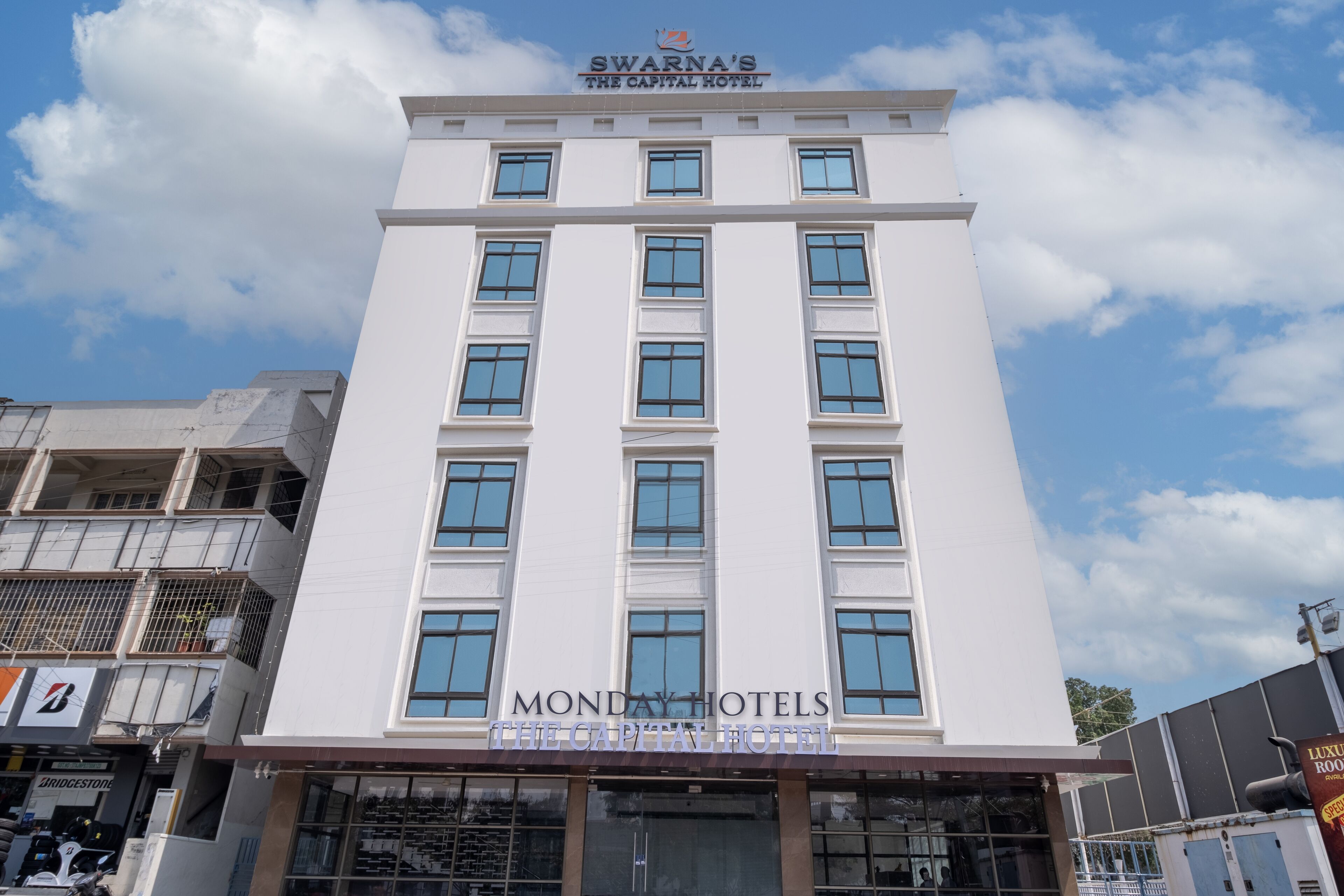 Monday Hotels Swarna's The Capital