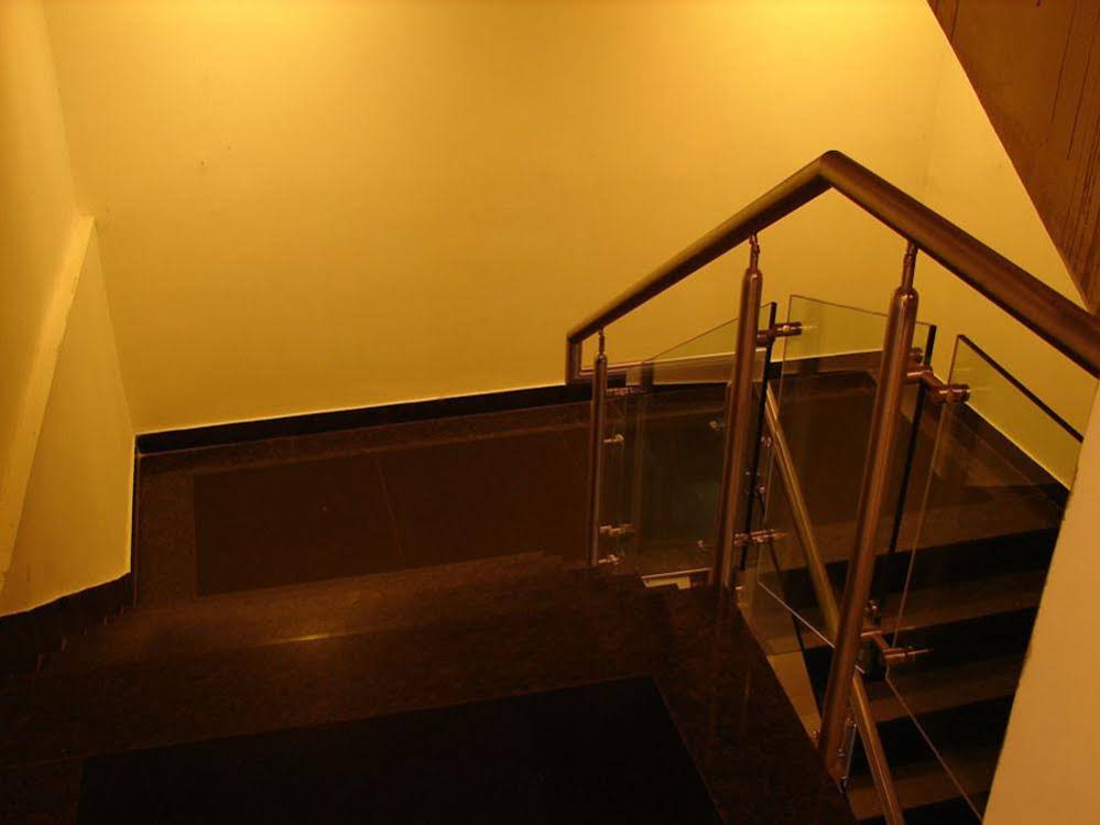Gsr Meghalaya Hotel