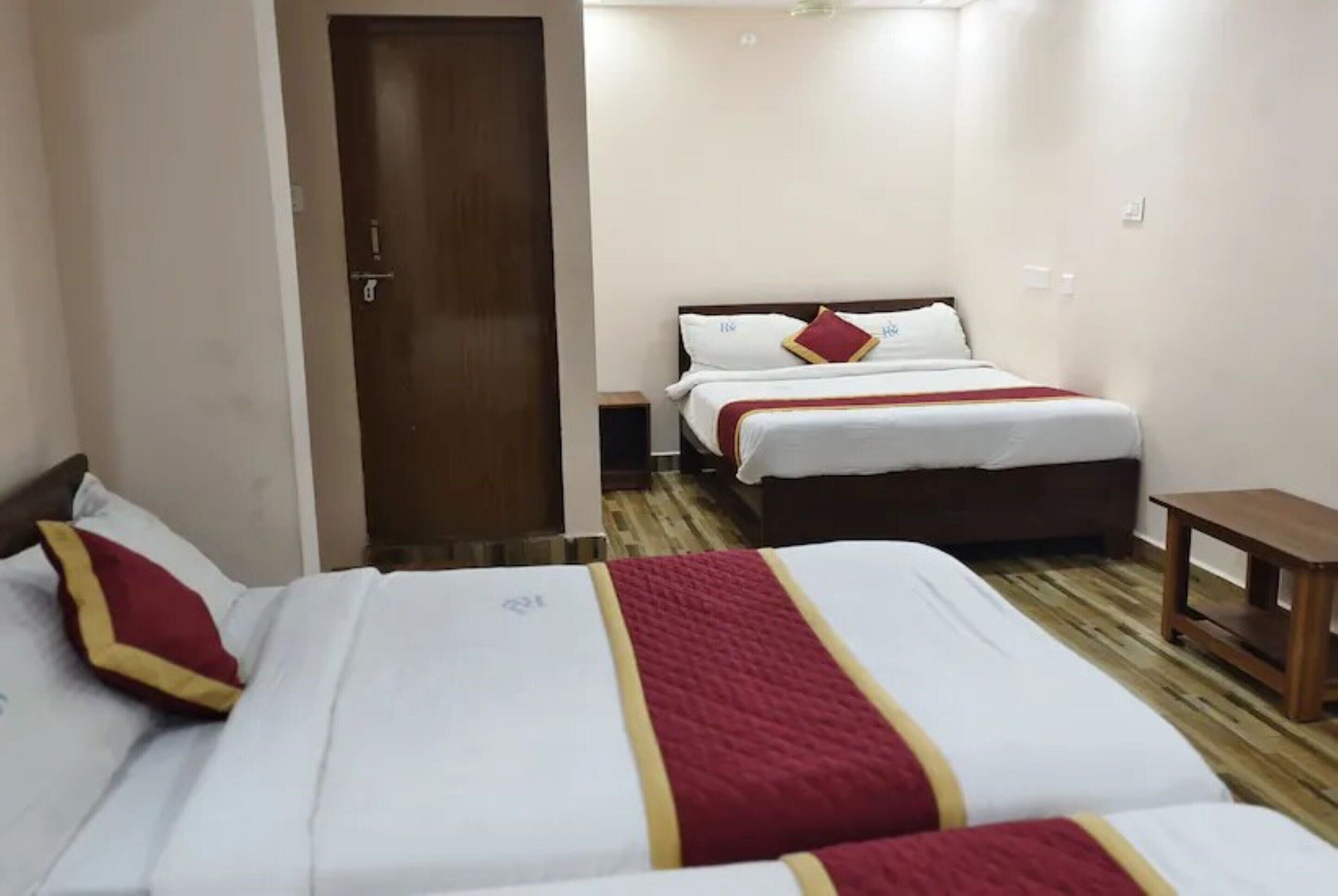 Hotel Radha Krishna