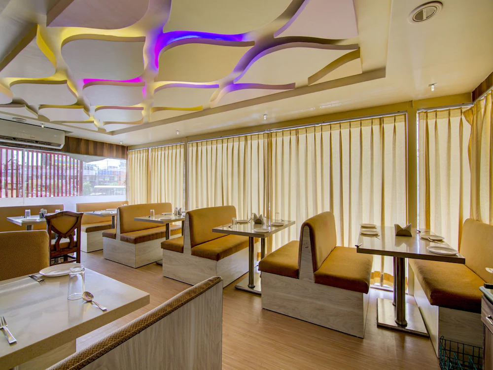 Hotel Ruchi by OYO Rooms