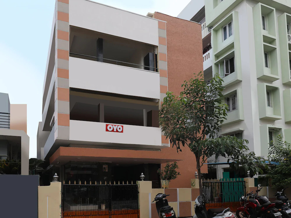 Seacity Guest House by OYO Rooms