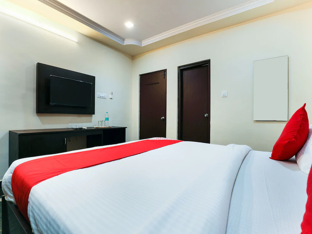 Seacity Guest House by OYO Rooms
