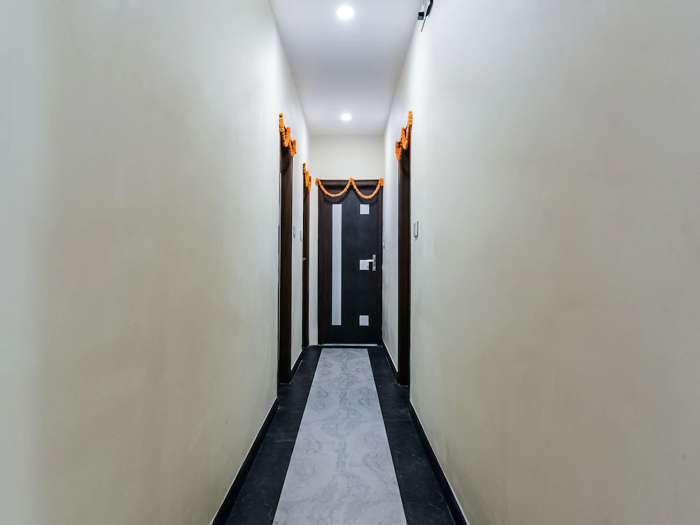 The Elite Inn By OYO Rooms