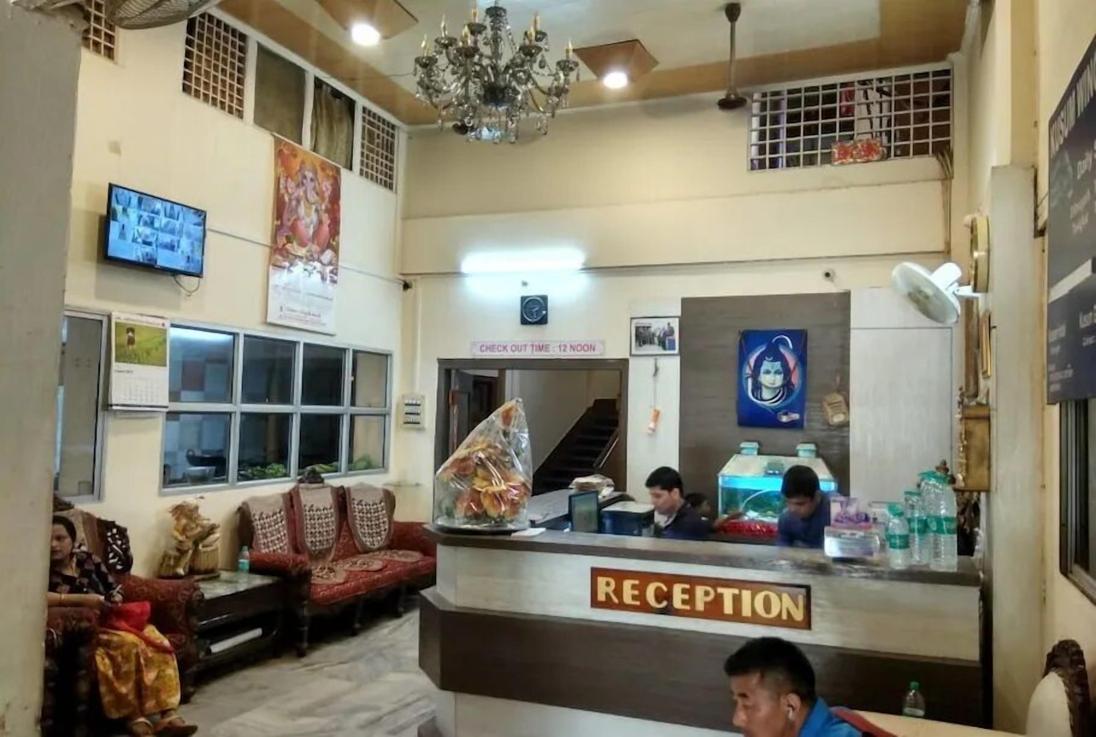 Kusum Hotel