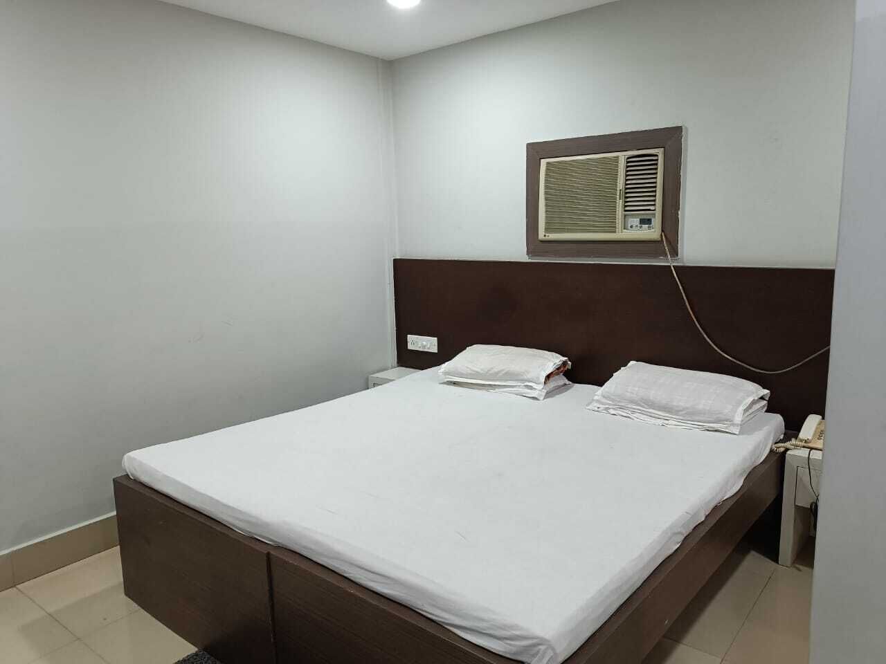 Kusum Hotel