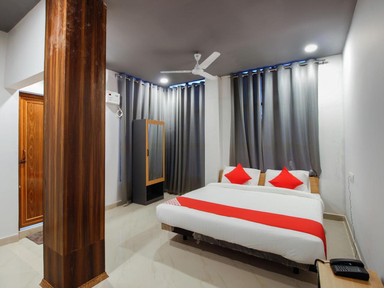 Aditya Palace Beltola Survey by OYO Rooms