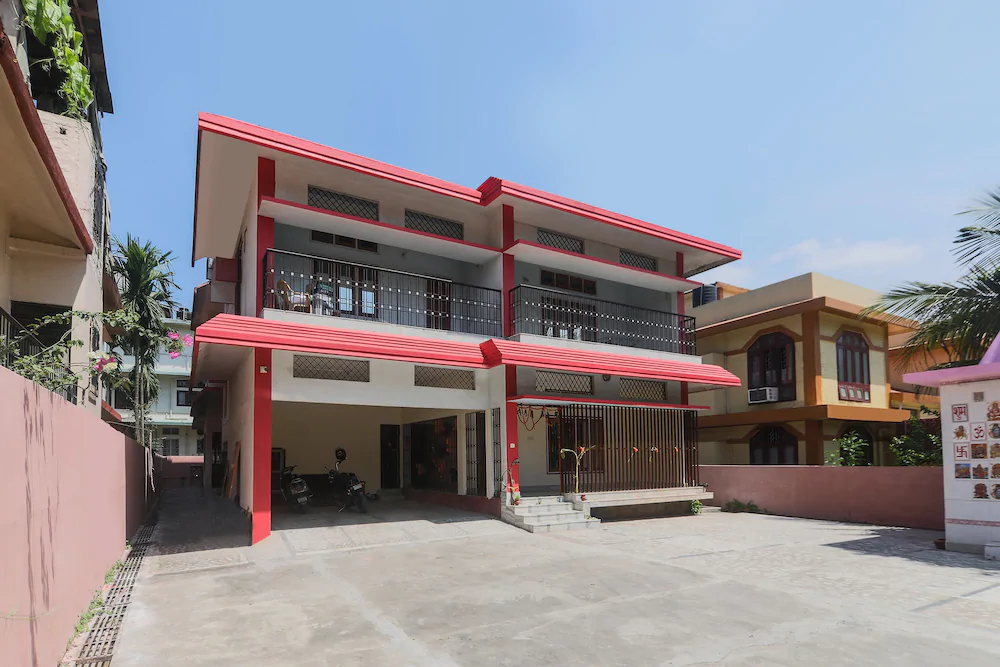 Elegant Guest House By OYO Rooms