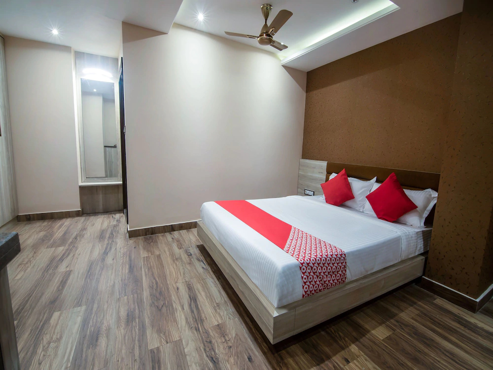 Hotel Apollo by OYO Rooms
