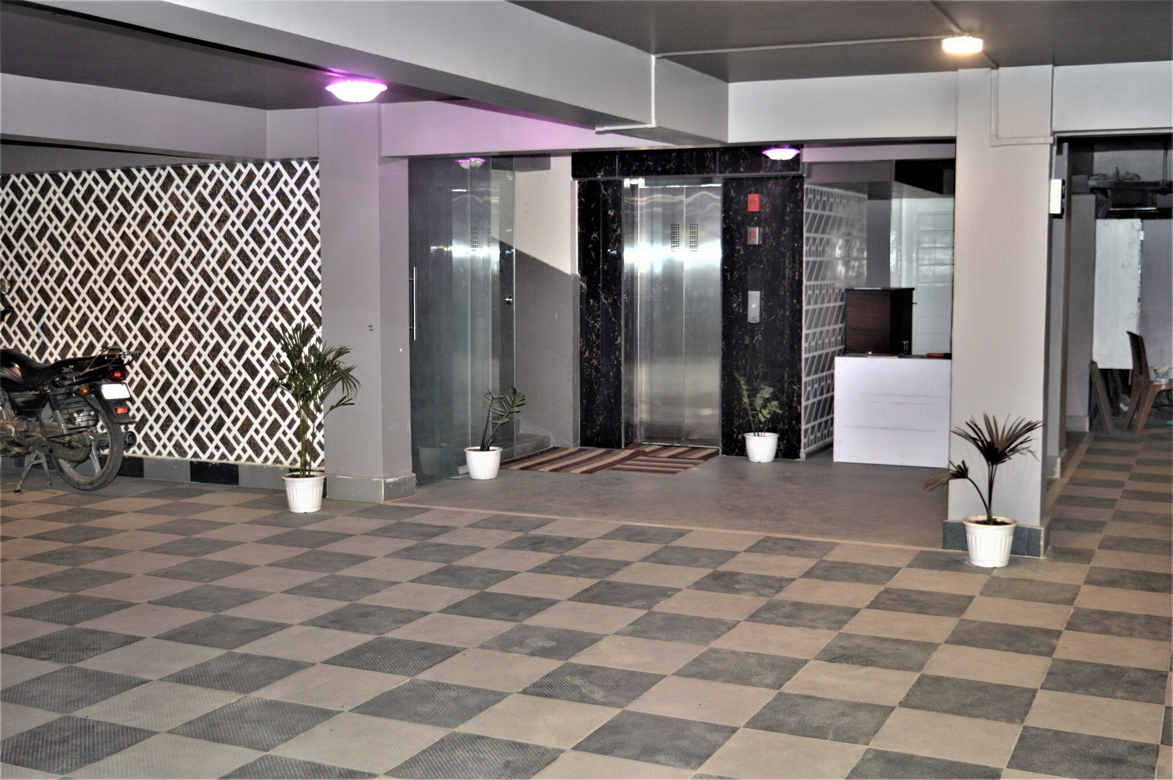 Hotel Essence Grandeur