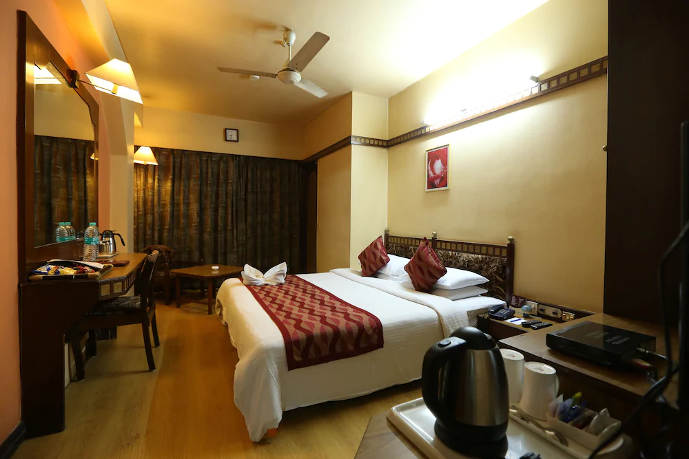 Hotel Rajmahal