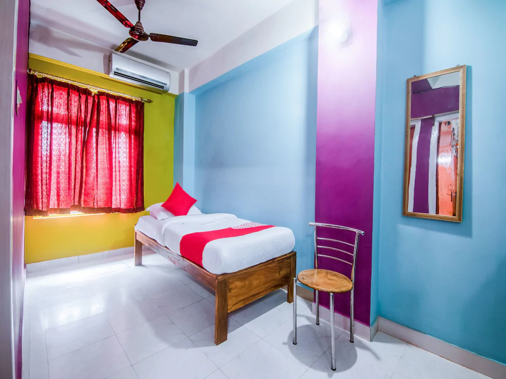 LG Towers By OYO Rooms