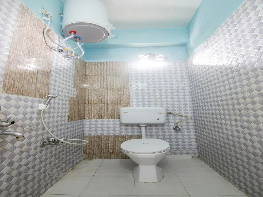 LG Towers By OYO Rooms