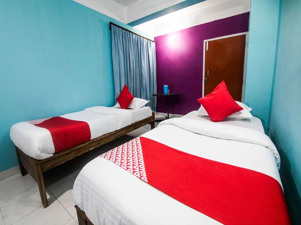 LG Towers By OYO Rooms