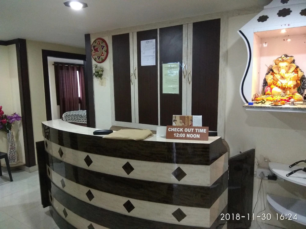 Minakshi Guest House
