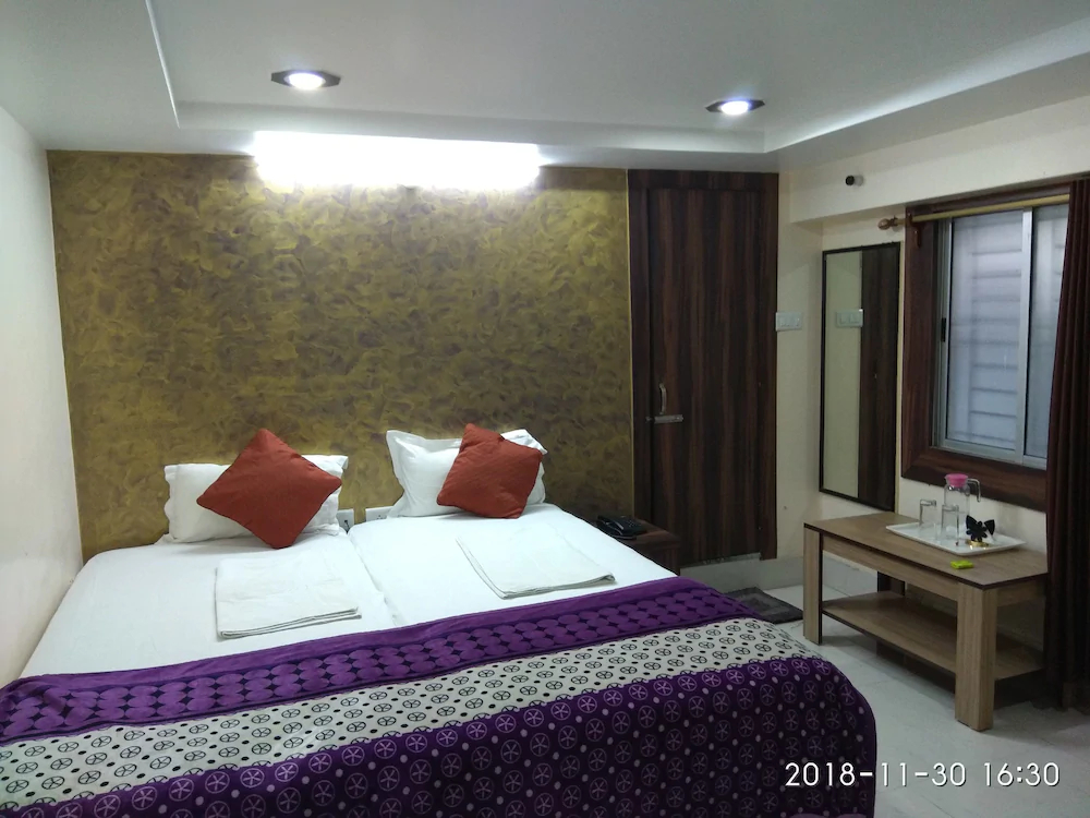 Minakshi Guest House