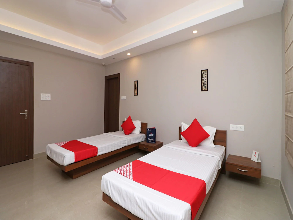 Nirvana Lodge by OYO Rooms