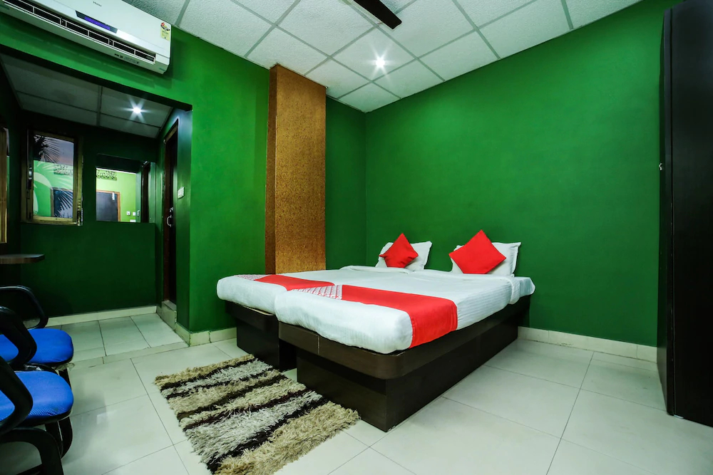 OYO Flagship 50138 Hotel Parashuram ISBT