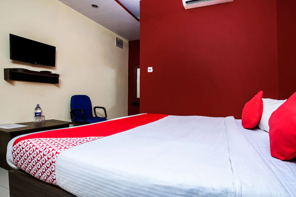 OYO Flagship 50138 Hotel Parashuram ISBT