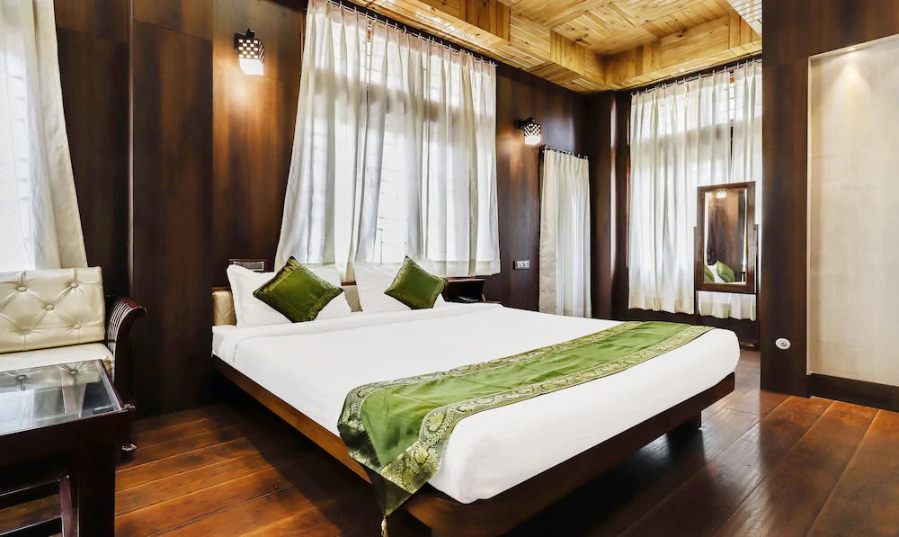 Prabash Hotel by Treebo Hotels
