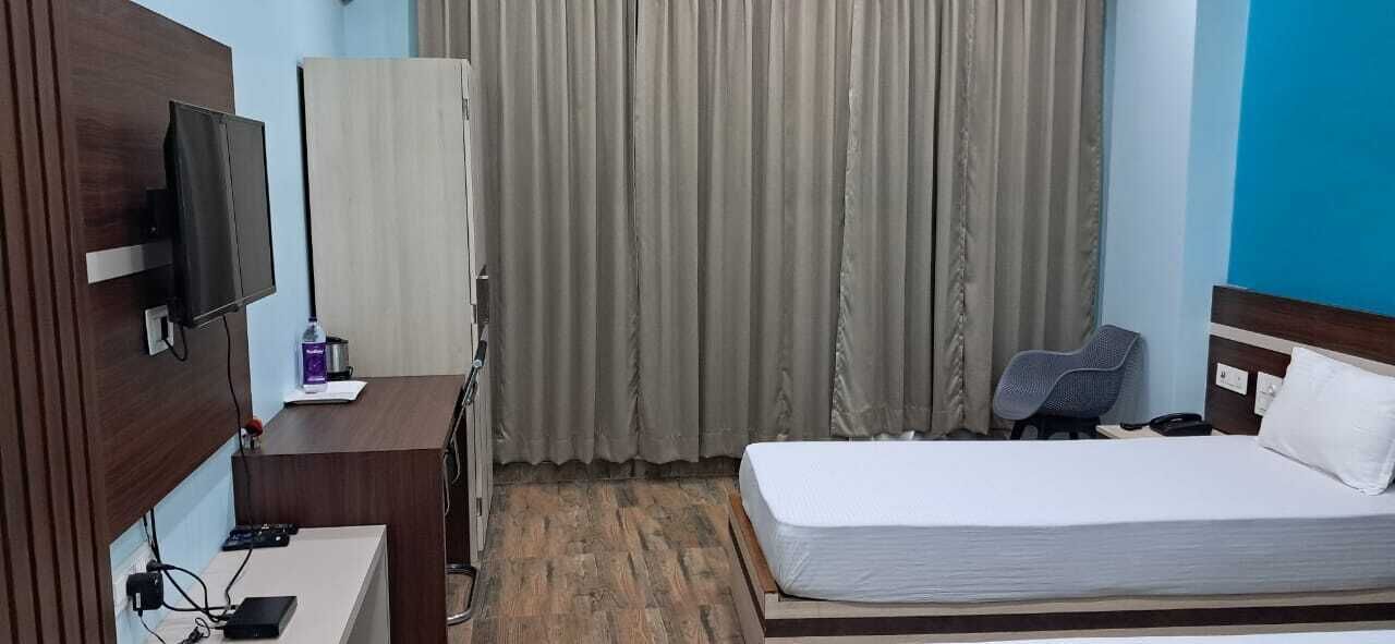 River King City Palace