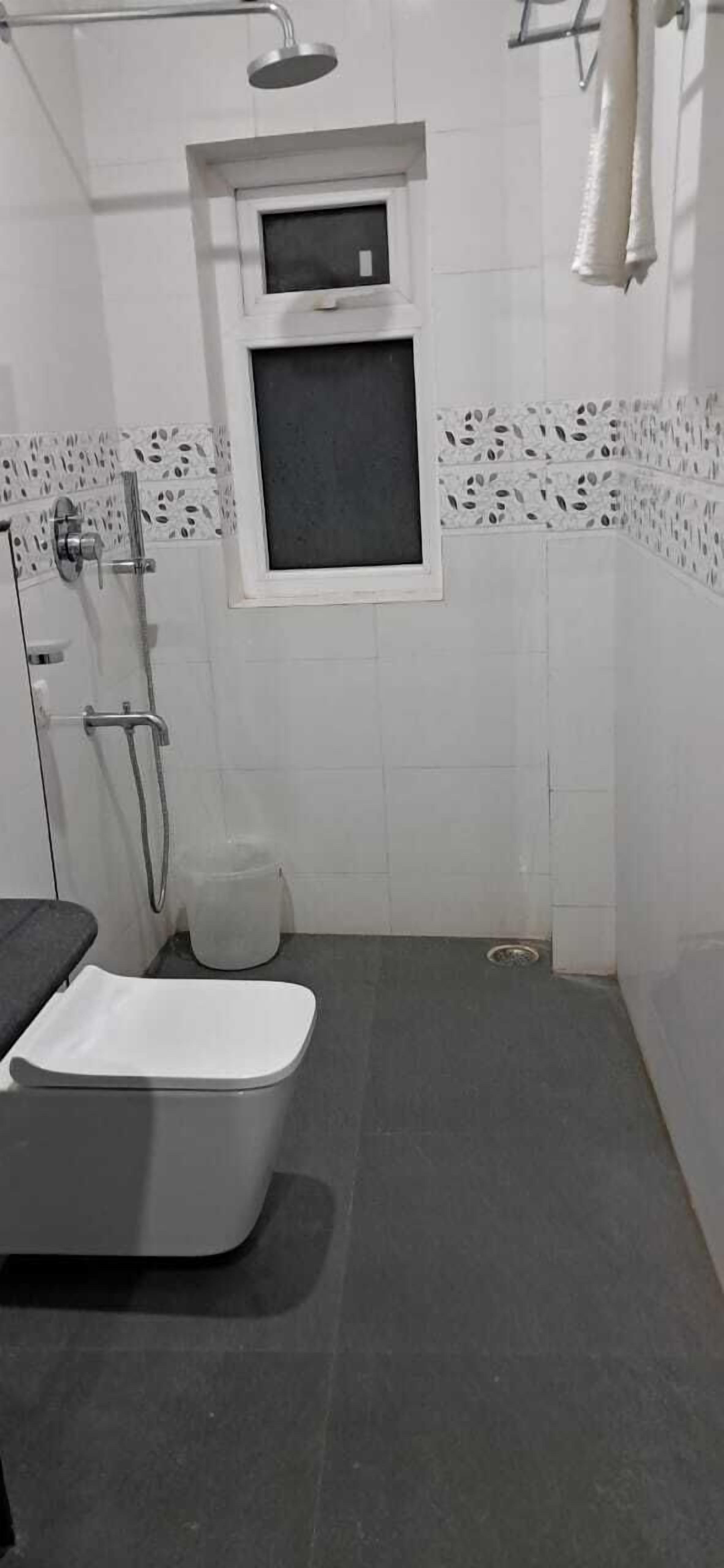 River King City Palace